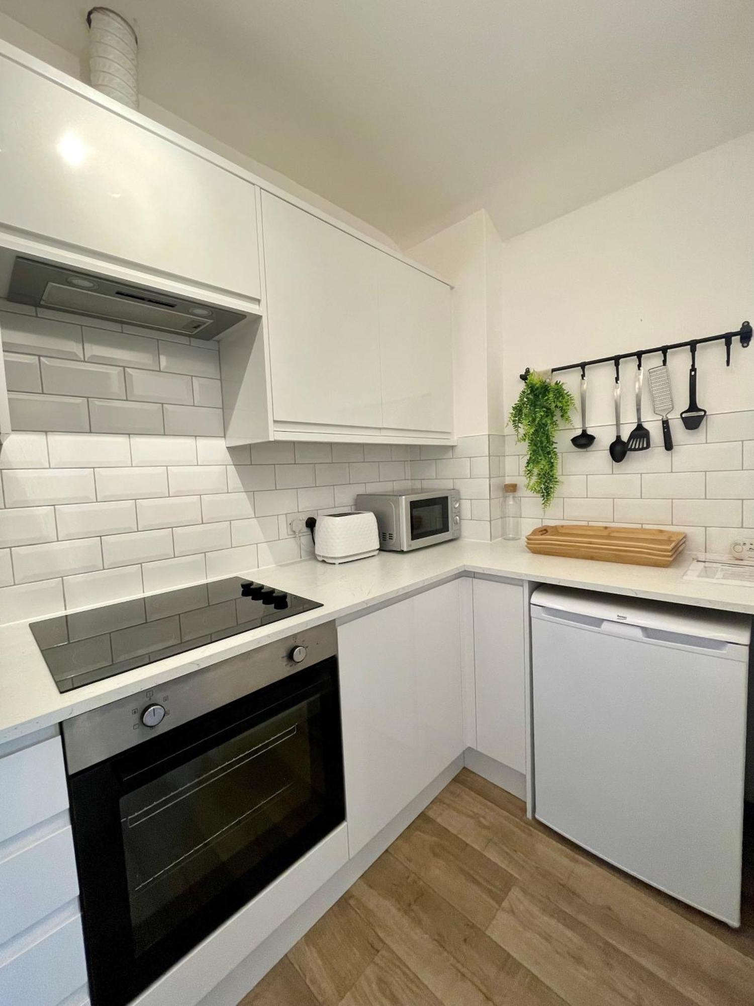 Central, Modern Apartment Bournemouth Exteriér fotografie